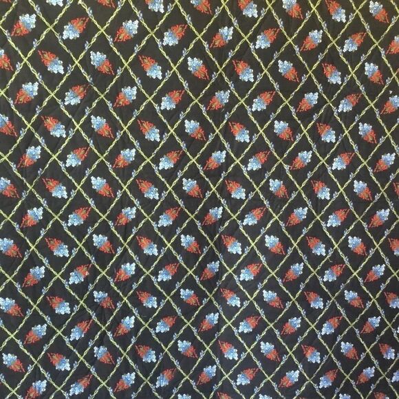 Handmade Lap Quilt Triangles - Picture 13 of 14